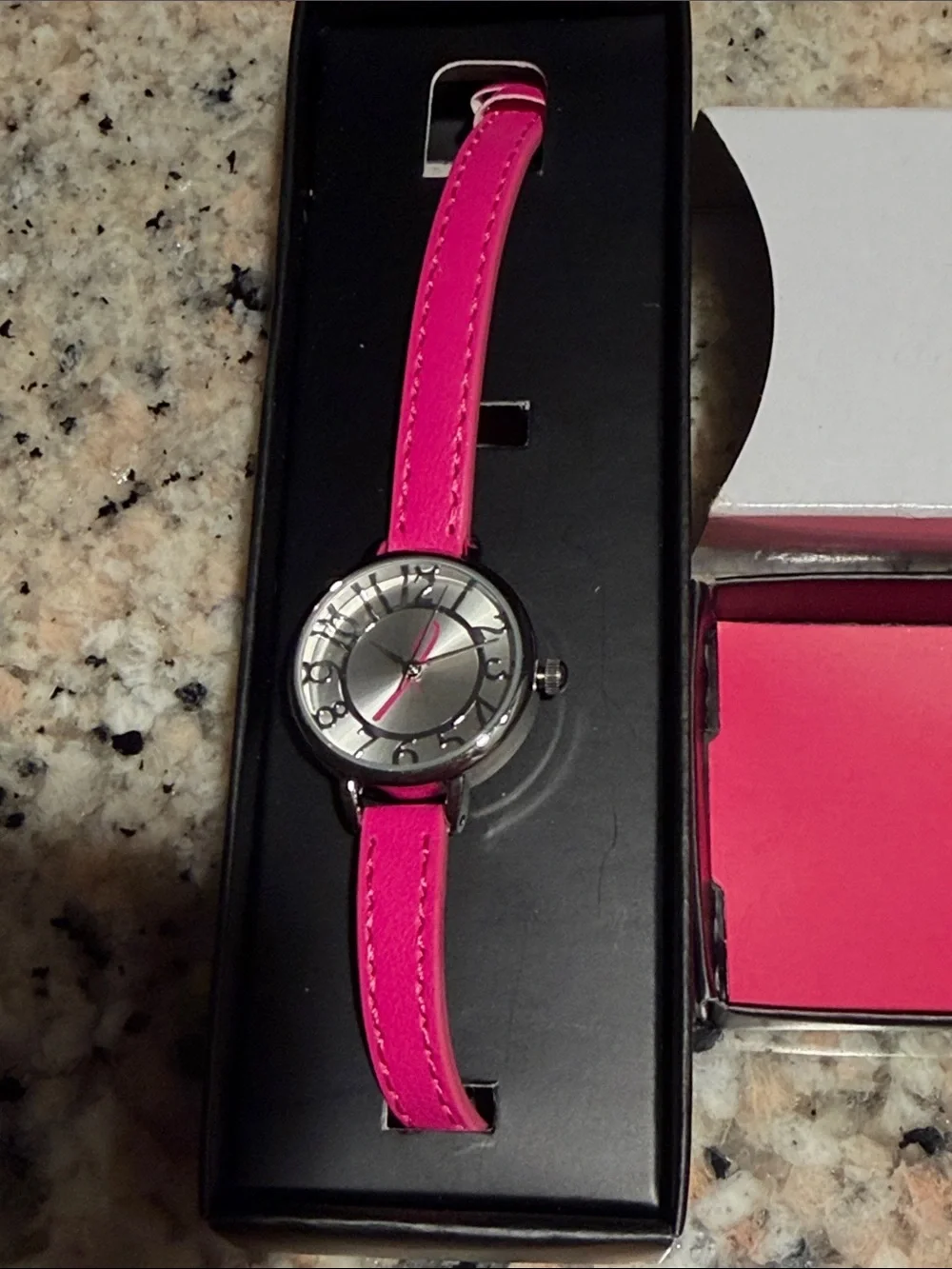 Avon Pink Leather Strap Breast Cancer Awareness Watch